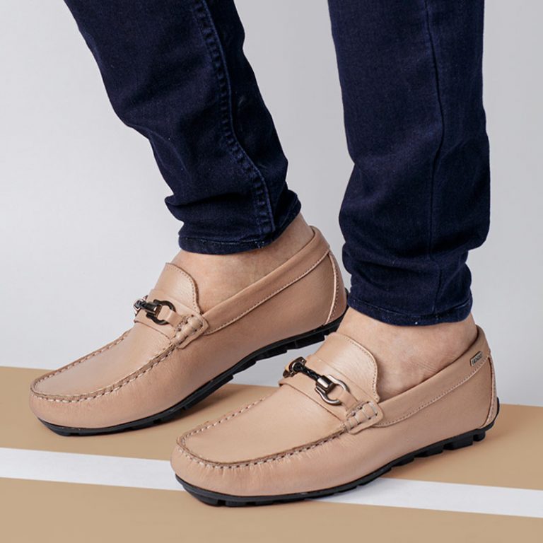 Mocasines Elegantes Para Hombre en Cuero Negro Con Herraje - HENDZ